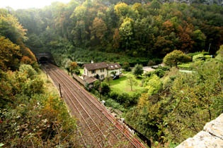 entre les tunnels